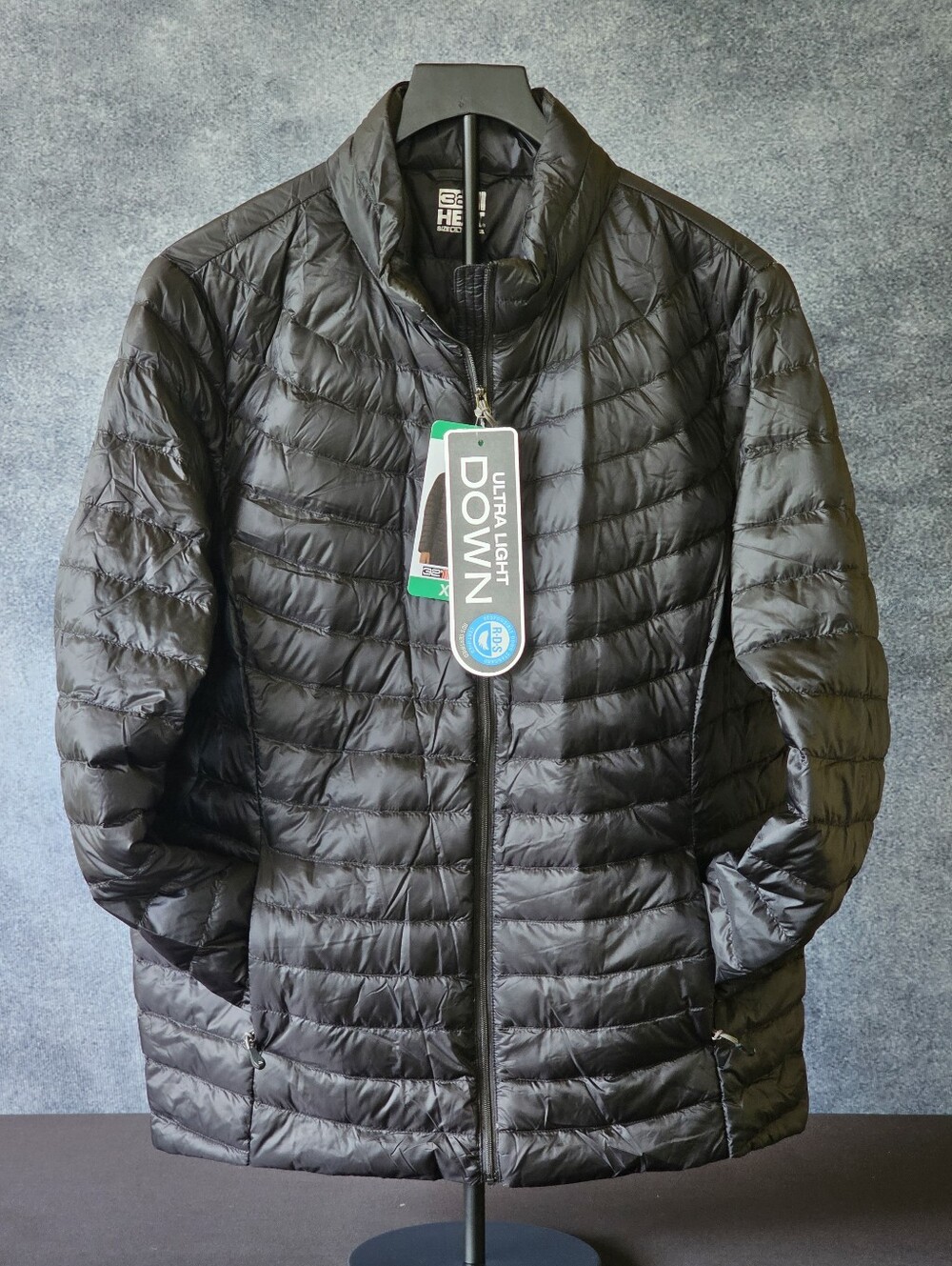 XL 32° Black Ultra Down Puffer Vest
